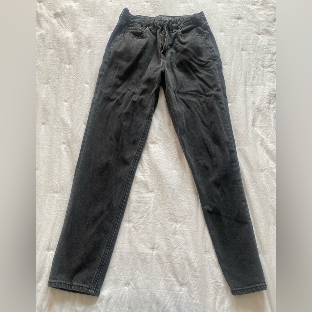 American Eagle Black Mom Jean - size 2